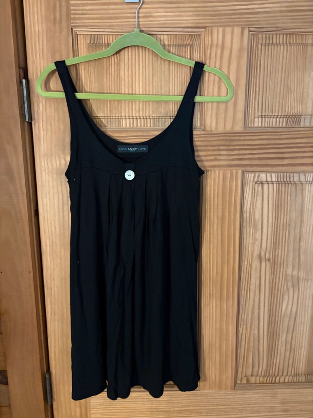 Lucy Love Black Sleeveless Scoop Neck Camisole Top